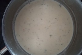 Best New England Clam Chowder with Bacon and Sherry