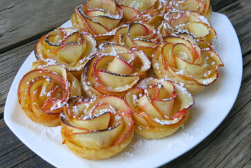 CLEVER BAKED APPLE ROSE TART, SWEET AND SIMPLE!